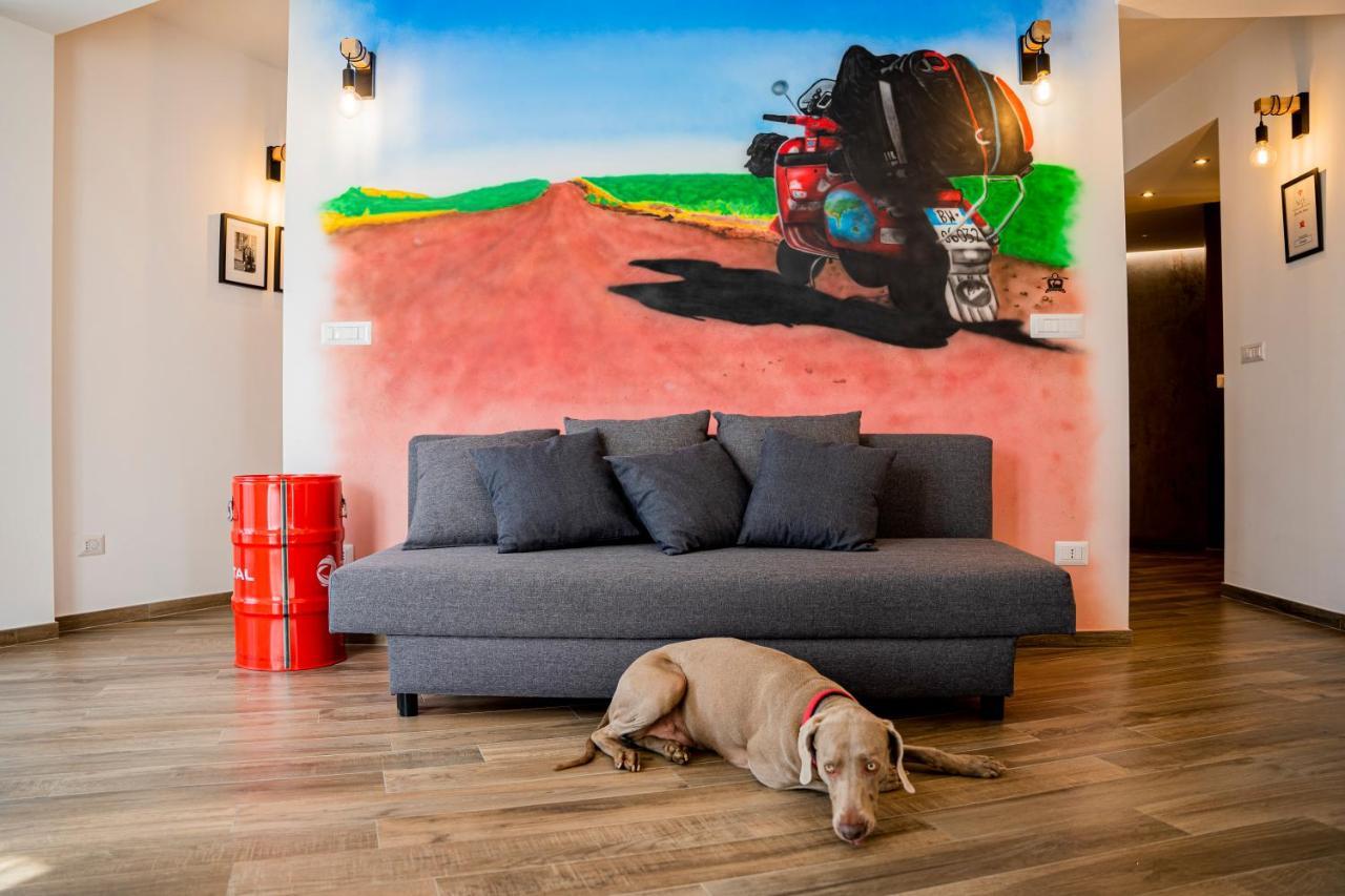 Vespa Apartments مونيلّي المظهر الخارجي الصورة